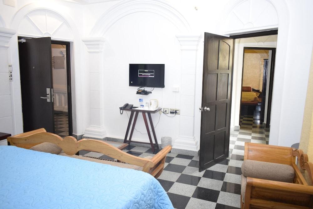 Le Chateau Pondicherry Dış mekan fotoğraf